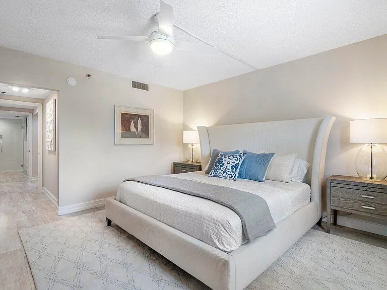 950 De Soto Rd #2B — Photo 27