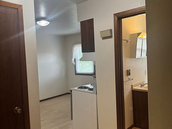 Entrance to apartment
