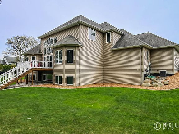 5th image of 4329 Forest Way
