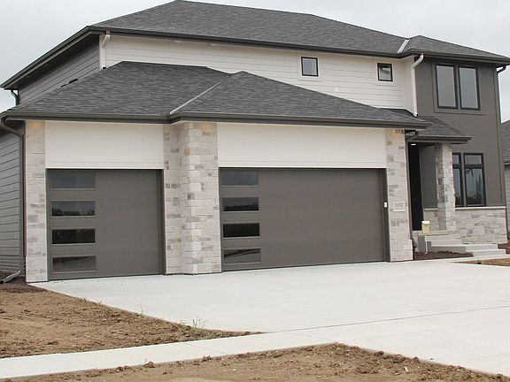 3rd image of 3806 Prairie Breeze Rd