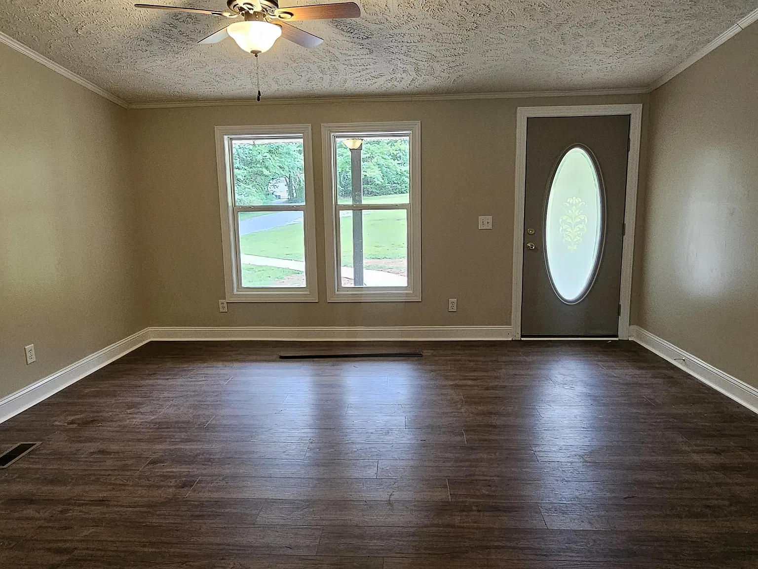 Sanders Rd 651 E - 1 — Photo 2