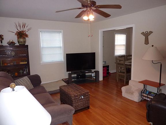 4th image of 2168 Bruce Ave