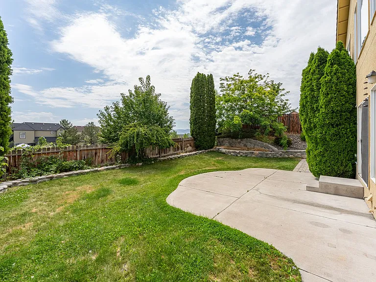 3270 Creekside Ln — Photo 8