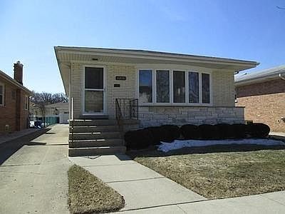 1st image of 6808 N Sauganash Ave