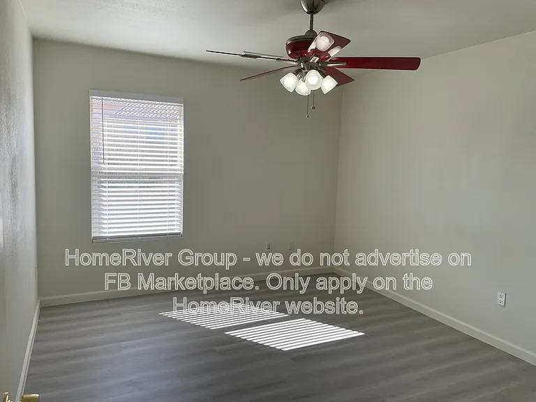 1100 Diamondback Dr NE — Photo 9