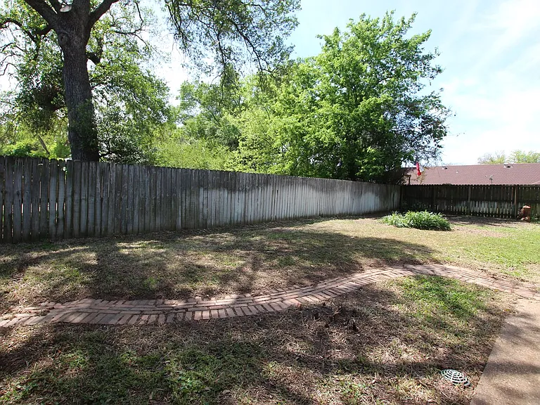 3211 S Donnybrook Ave — Photo 35