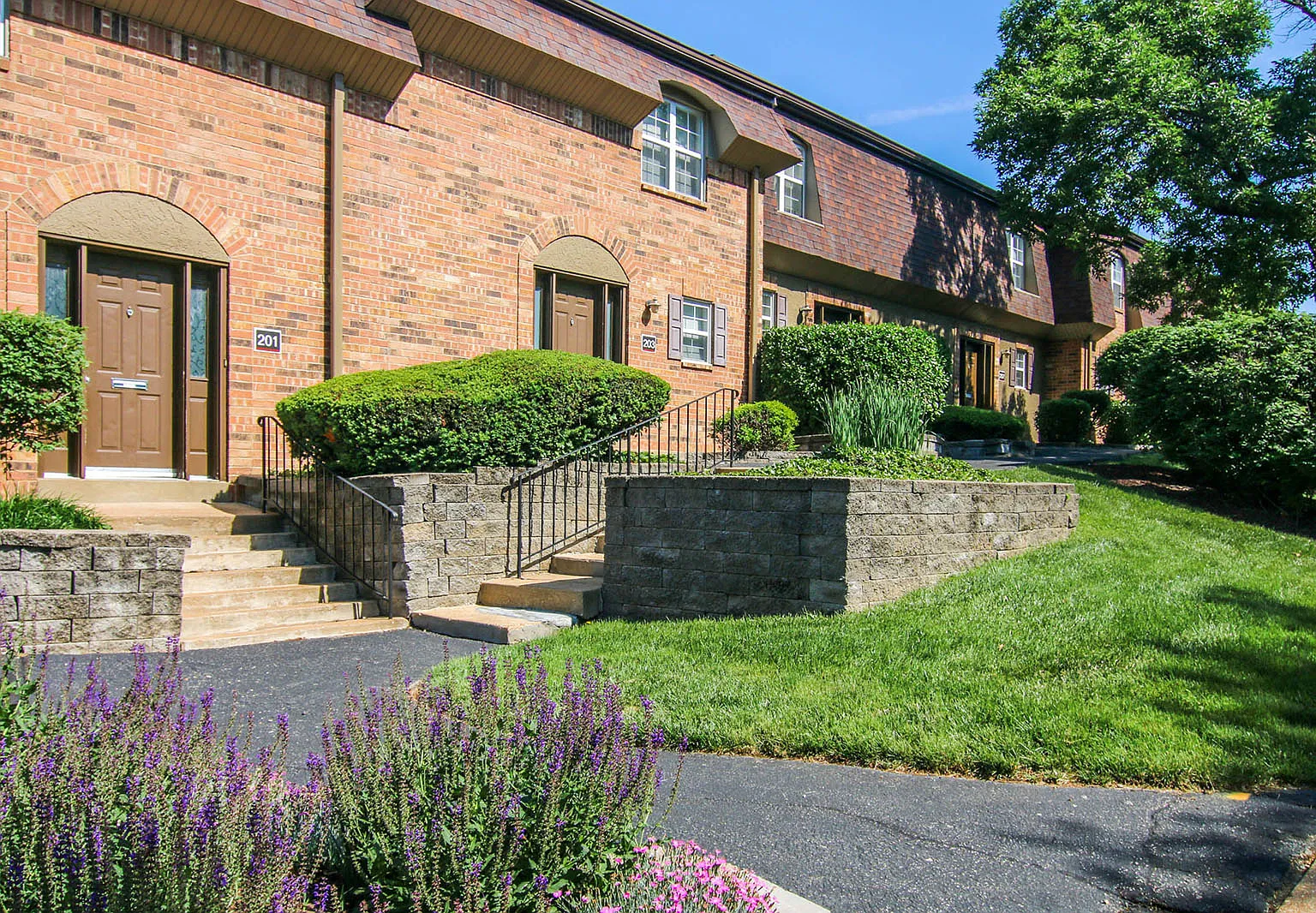 Madison Rockwood — Photo 1