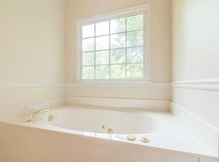 2947 Kingstream Dr, Snellville, GA 30039