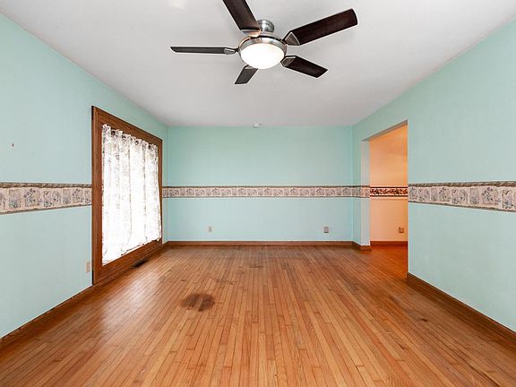 4th image of 811 N 10th St