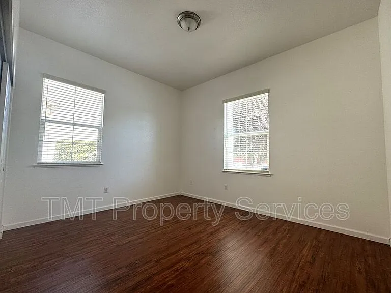 8622 Neopolitan Way — Photo 15