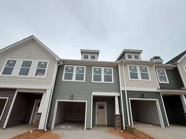 13 Starks Cir, Simpsonville, SC 29680