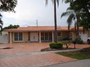 8064 W 18th Ct, Hialeah, FL 33014
