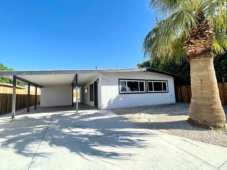 66572 Cahuilla Ave — Photo 2