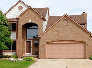 6688 Fox Path, Canton, MI 48187