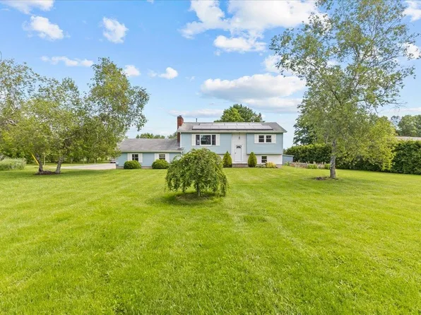 14 Elderberry Lane, Colchester, VT 05446