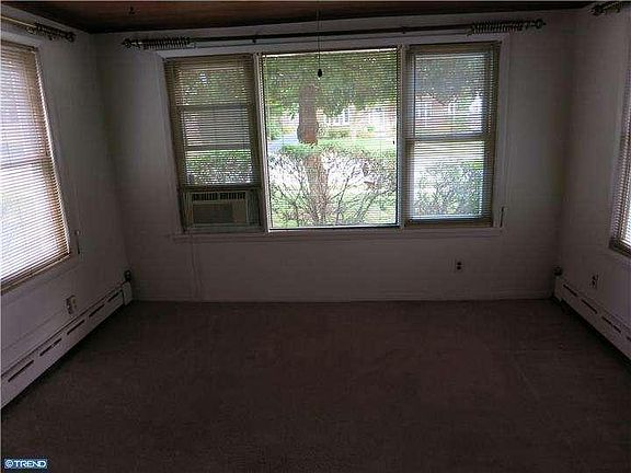 5th image of 1132 Drexel Ave