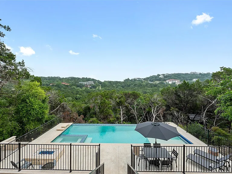 2711 Trail Of Madrones St — Photo 1