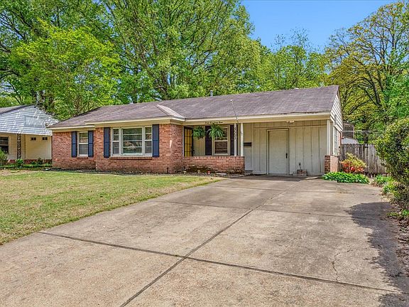 3rd image of 4563 E Dearing Rd
