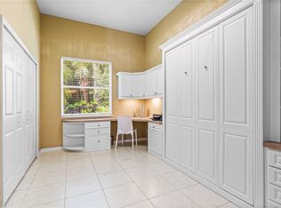 919 Island Club Sq, Vero Beach, FL 32963