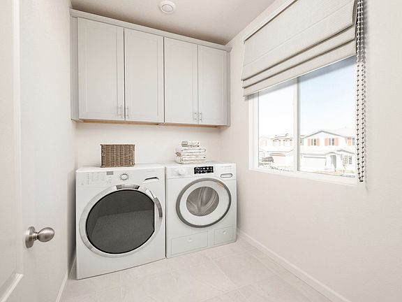 Residence 3 Gallery - laundry room
