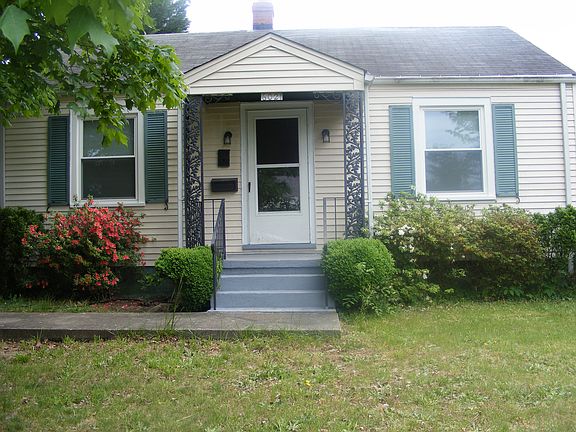 2nd image of 6021 Glenway Dr