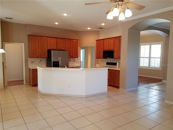 4th image of 13612 Bluemoon Ct