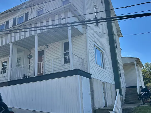 1780 Tioga St, Coal Township, PA 17866
