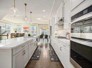 2822 Purley Ave, Ann Arbor, MI 48105