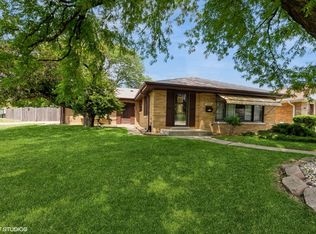 5520 Harvard Ter, Skokie, IL