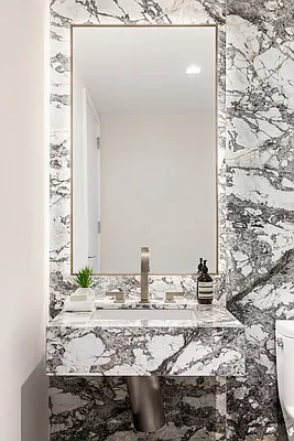 Sold by Nest Seekers International | media 14