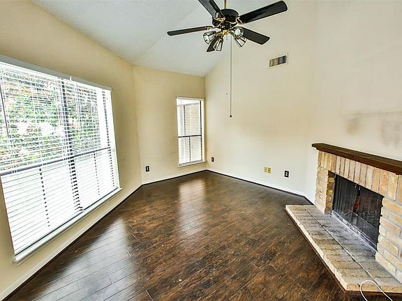 2nd image of 3736 Thistlemont Dr