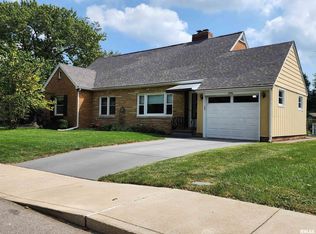 2206 W Sherman Ave, West Peoria, IL