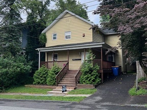 2nd image of 33-35 Abruyn St #3