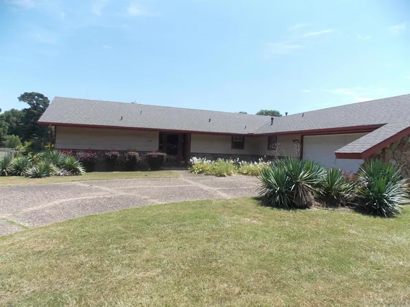 2708 Gray Fox Ln, Jacksonville, AR 72076