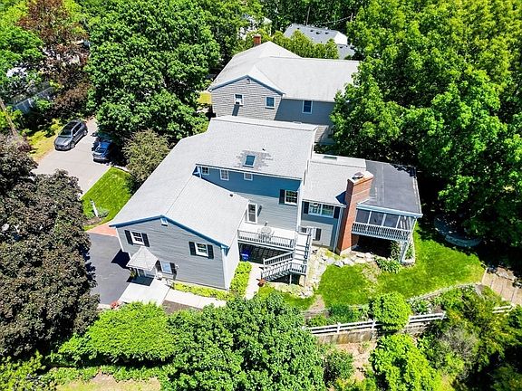 2nd image of 163 Woodside Ln