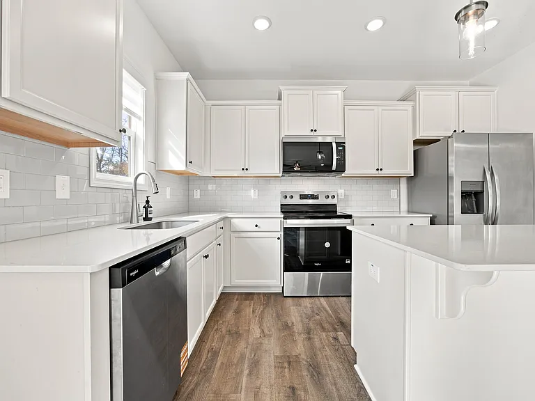 209 Danube Dr — Photo 12