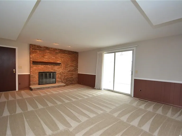 28 Candlewood Dr — Photo 11