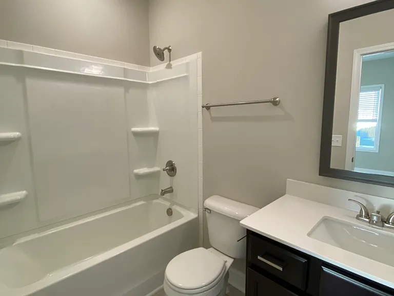 1040 Glenkirk Dr #D — Photo 7