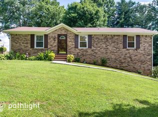 103 Pikes Peak Dr, Columbia, TN 38401
