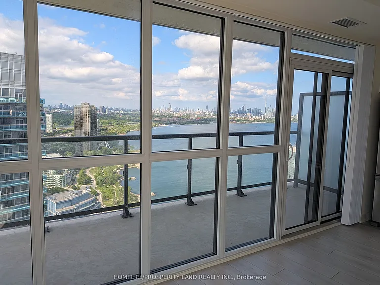 38 Annie Craig Dr #4011 — Photo 2