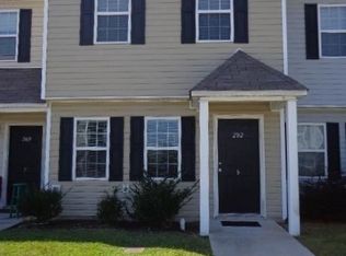 202 Lanieve Ct, Hubert, NC 28539