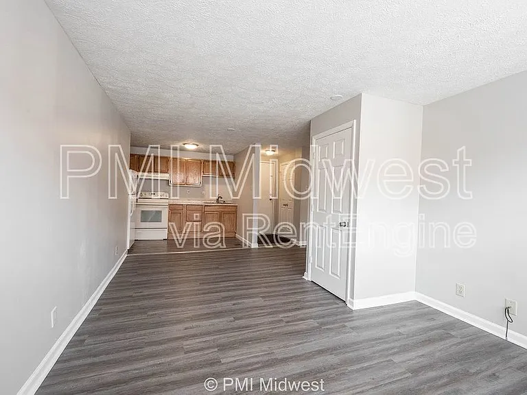 3736 N Meridian St — Photo 20