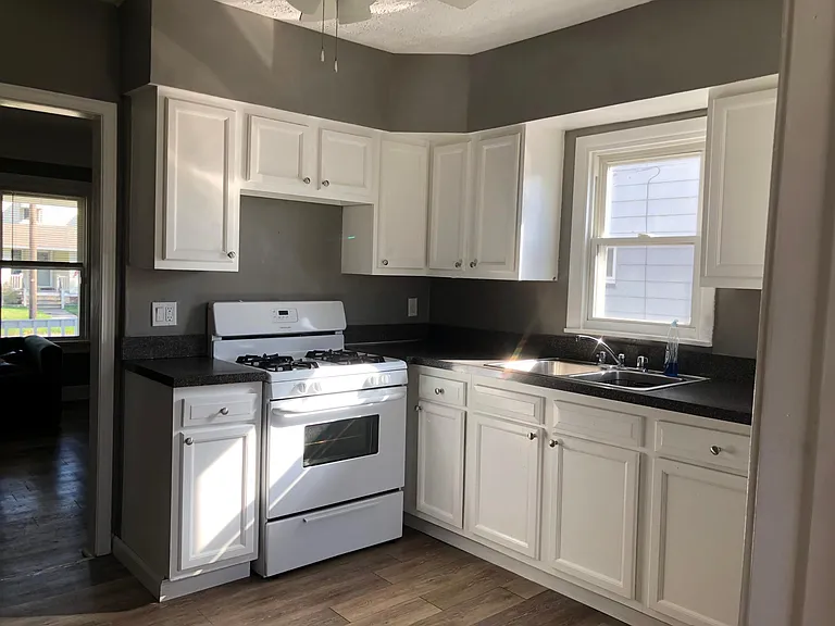 4116 W 48th St — Photo 22
