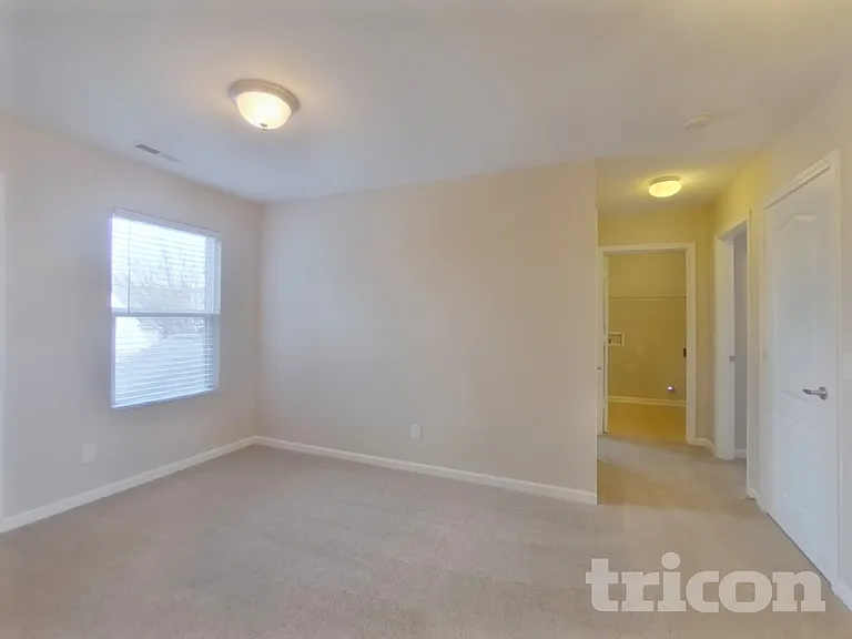 1048 Silverberry St — Photo 16