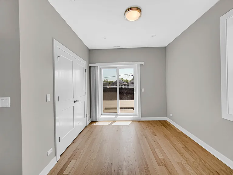 3225 S Halsted St #2 — Photo 14
