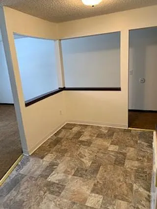 2 bed, 900 sqft, $825 — Photo 4