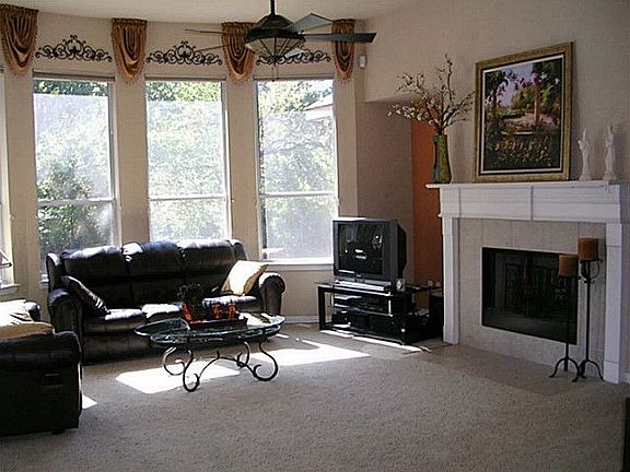 3rd image of 299 Eagle Mountain Dr