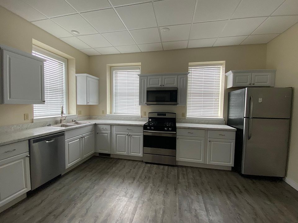 2nd image of 2 W Prospect St #3