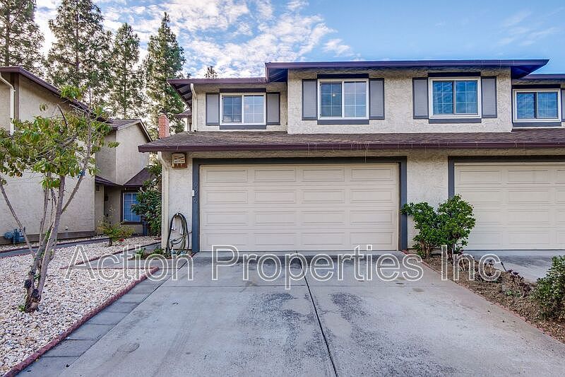 1st image of 772 Creekland Cir
