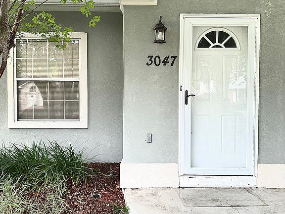 2nd image of 3047 Royal Palm Way
